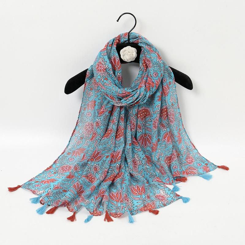 Spring and Autumn New Bali Yarn Tassel Retro Printed Geometric Scarf Versatile Fashion Travel Sunscreen Shawl Silk Scarf Women