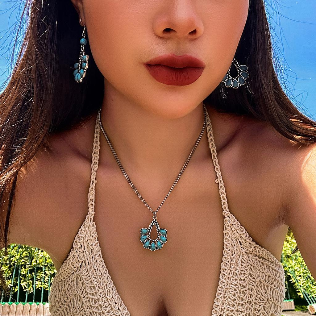 Słodki i fajny etniczny bohemski turkusowy naszyjnik, plażowa biżuteria niszowa dla kobiet z frędzlami w kształcie kropli wody