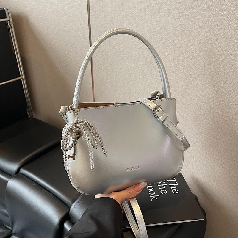 Simple Portable Bucket Bag Spring New Fashion Trend Niche Solid Color Shoulder Messenger Bag