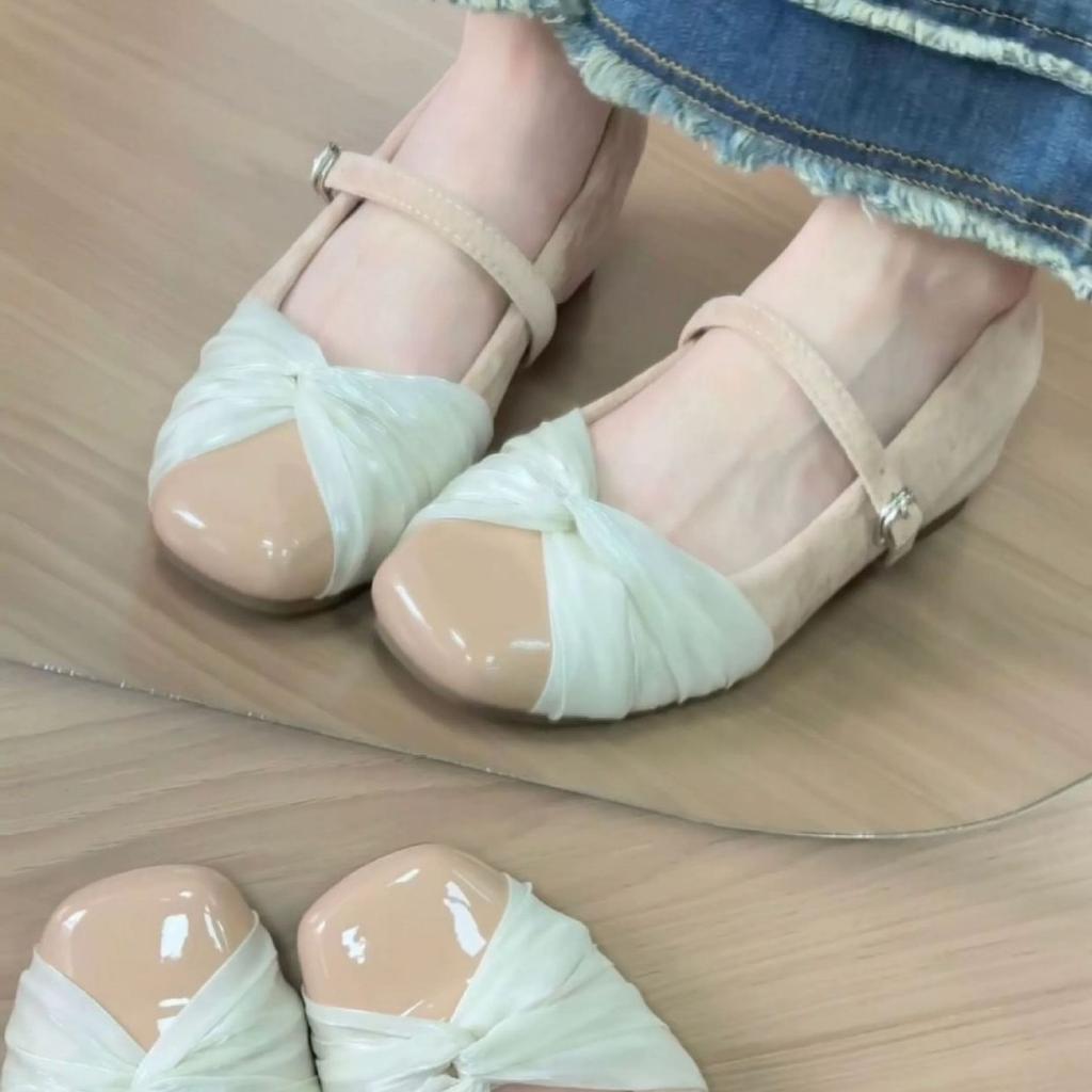 Sanfte Fee quadratischer Kopf Innenhöhenerhöhung flacher Mund einzelne Schuhe neues Temperament Ein-Wort-Schnalle Mary Jane Schuhe