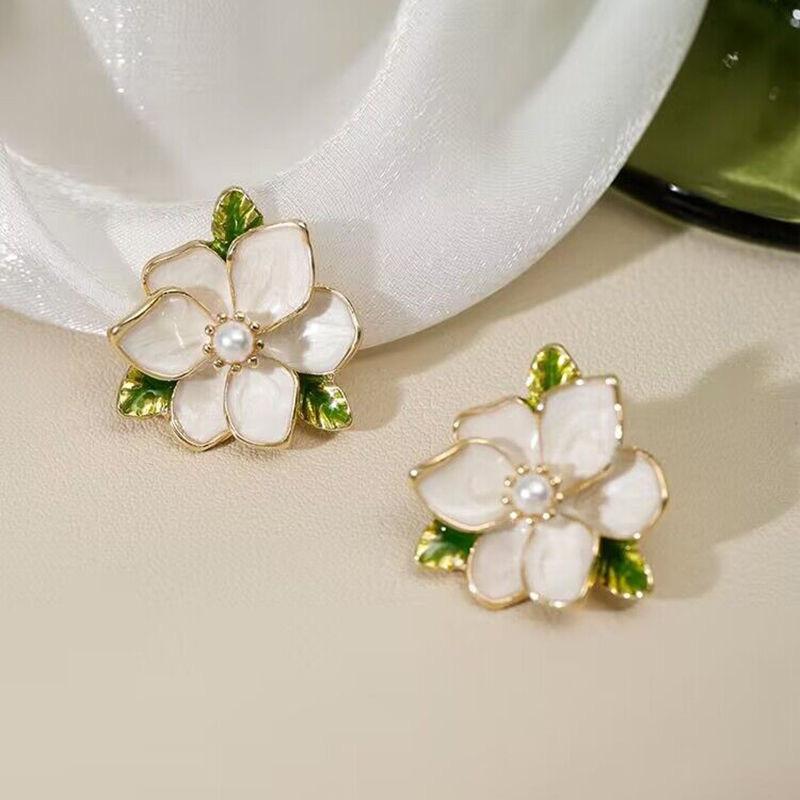 French retro drip glaze gardenia flower earrings women's high-end Mori temperament stud earrings niche design exquisite earrings