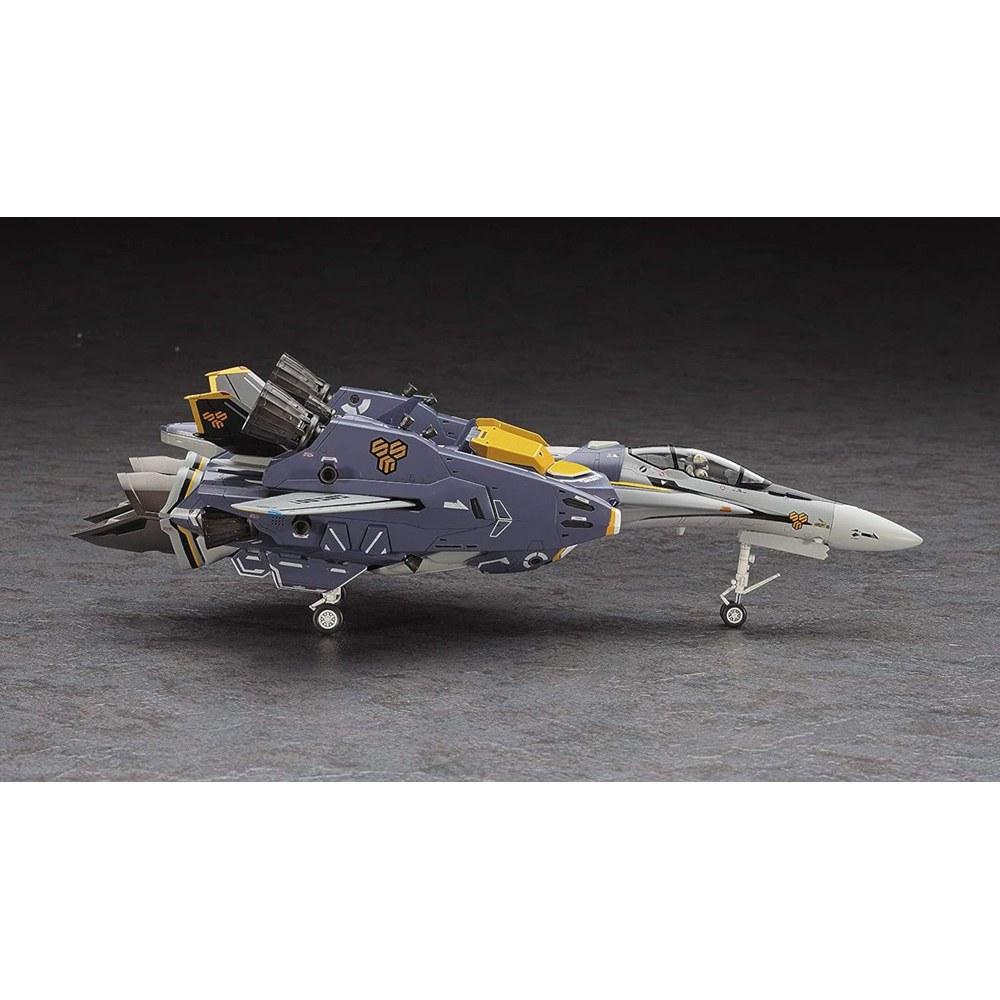 Hasegawa Macross F VF-25F S Super Messiah Model Kit 1/72 Scale