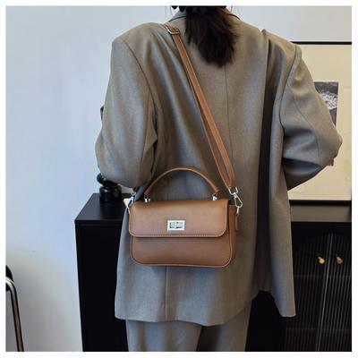 Premium Sinn Nische tragbare kleine quadratische Tasche Damenhandtasche neue Mode schlichtes Temperament vielseitige Schulter-Umhängetasche