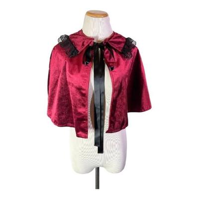 Renaissances Cloak Halloween Medieval Costume Cosplay Short Cape Velvets Laces Cape for Kids Adult Thin Cape Cloak Gifts