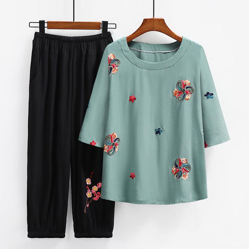 

Летняя женская футболка среднего размера и пожилого возраста большого размера в этническом стиле с вышивкой и семиминутными рукавами, модные топы для мамы XXXXXL