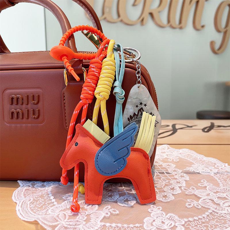 Retro Taxvalp Nyckelring med Miu-stil Chokladflätad Repsnodd