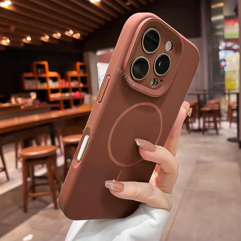 

Розкішний силіконовий чохол для iPhone 16 15 14 13 12 11 Pro Max Plus Стиль М який Бездротова зарядка для Magsafe Протиударний Кольоровий чохол for iPhone 13 коричневий