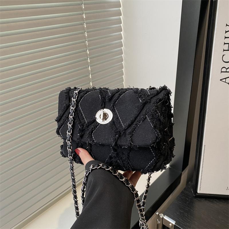 New Fashion Trend Niche Rough Edge Design Women's Bag Casual Retro Shoulder Messenger Bag Small Square Bag