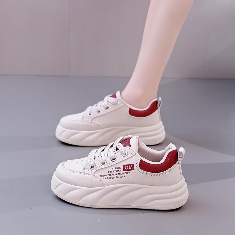 

Autumn versatile new little white shoes women s shoes Korean version thick-soled heightening board shoes soft-soled casual shoes WA 40 червоний