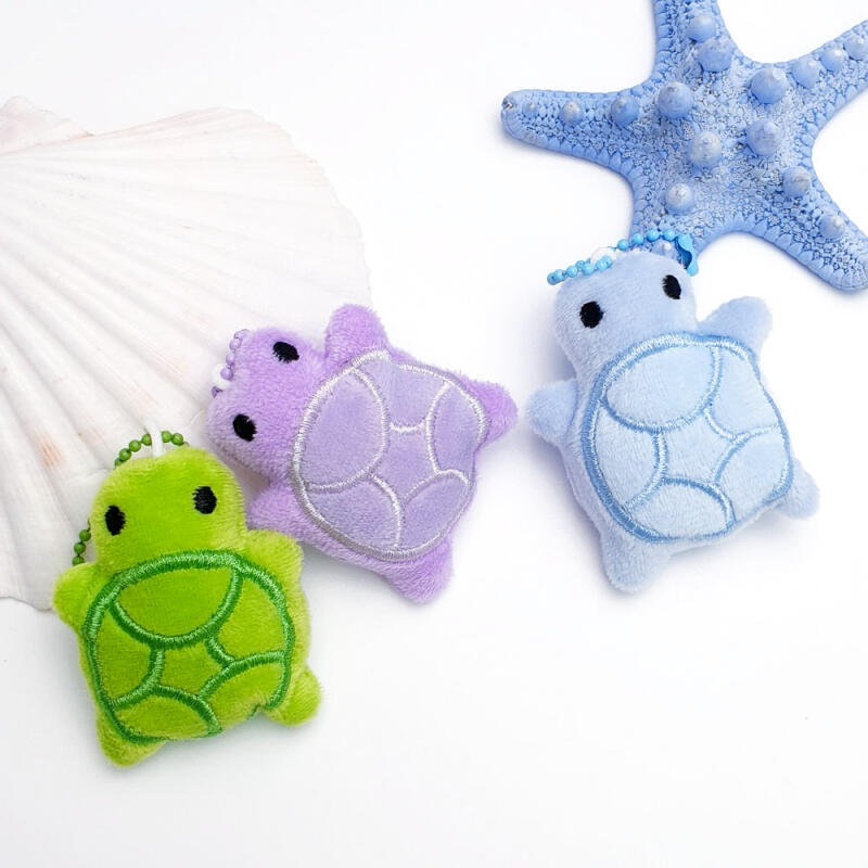 Flat turtle doll keyring key holder green