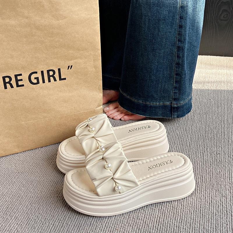 Large Size Cool Slippers Women's 2025 Summer New Square Head Low Heel Pearl Pleated Flat-bottomed Slippers