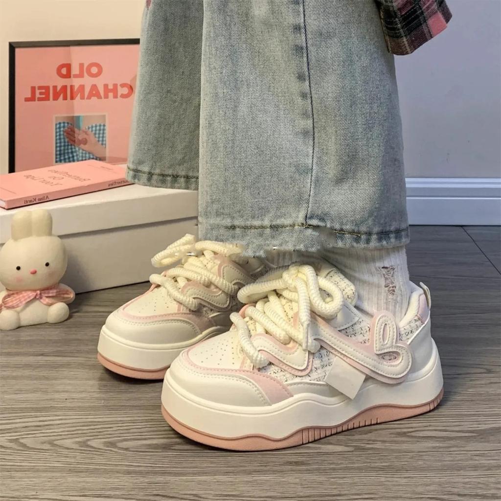 Children's Board Shoes 2025 Spring and Autumn New Fashion Girls' Sports Board Shoes Comfortable Internet Celebrities with the Same Children's Tide