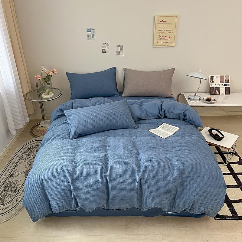 

2024 новый высококачественный хлопок дышащий приятный к коже однотонный с двусторонним принтом крашеный комплект из 4 предметов: простыни, пододеяльники 200x240cm синий