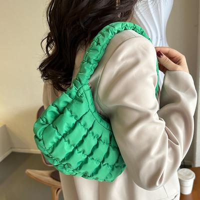 Populární skládaná kabelka Cloud pro ženy Ins Francouzský niche design Kabelka přes jedno rameno