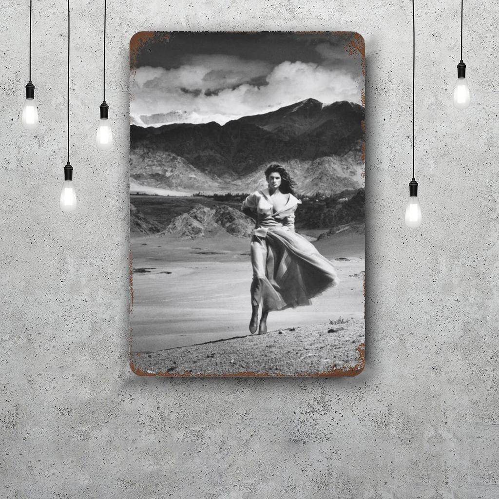 cindy crawford Vintage Metal Tin Signs Posters Decor Retro Metal Plaque Wall Art Decor for Garage Bar