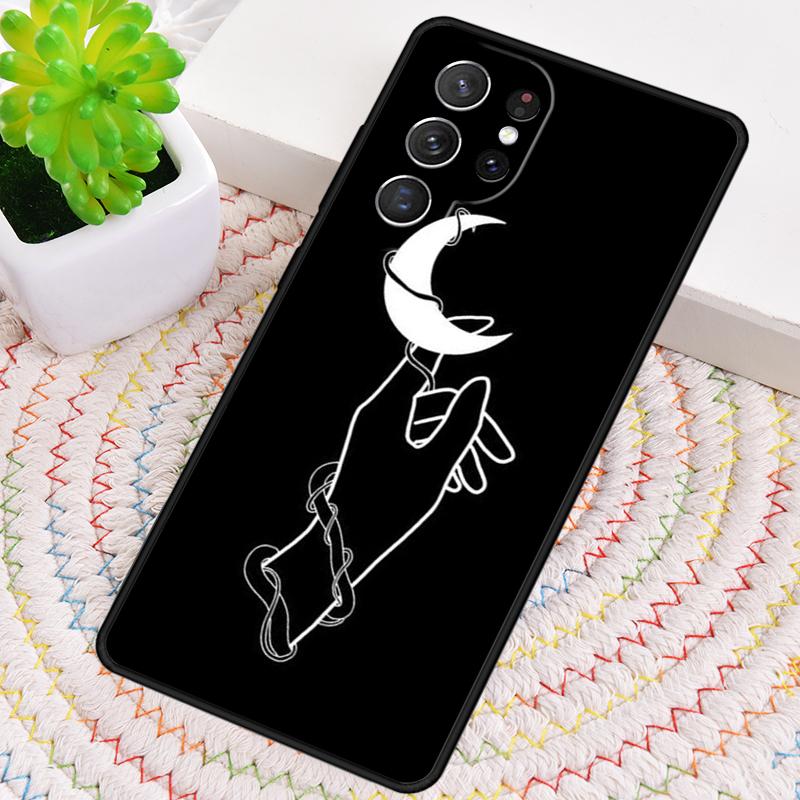 Hand Holding Moon Finger Heart Silicone Phone Case For Samsung Galaxy note 10 pro S26 S25 S24 S23 S22 S21 Plus Ultra Capa Cover
