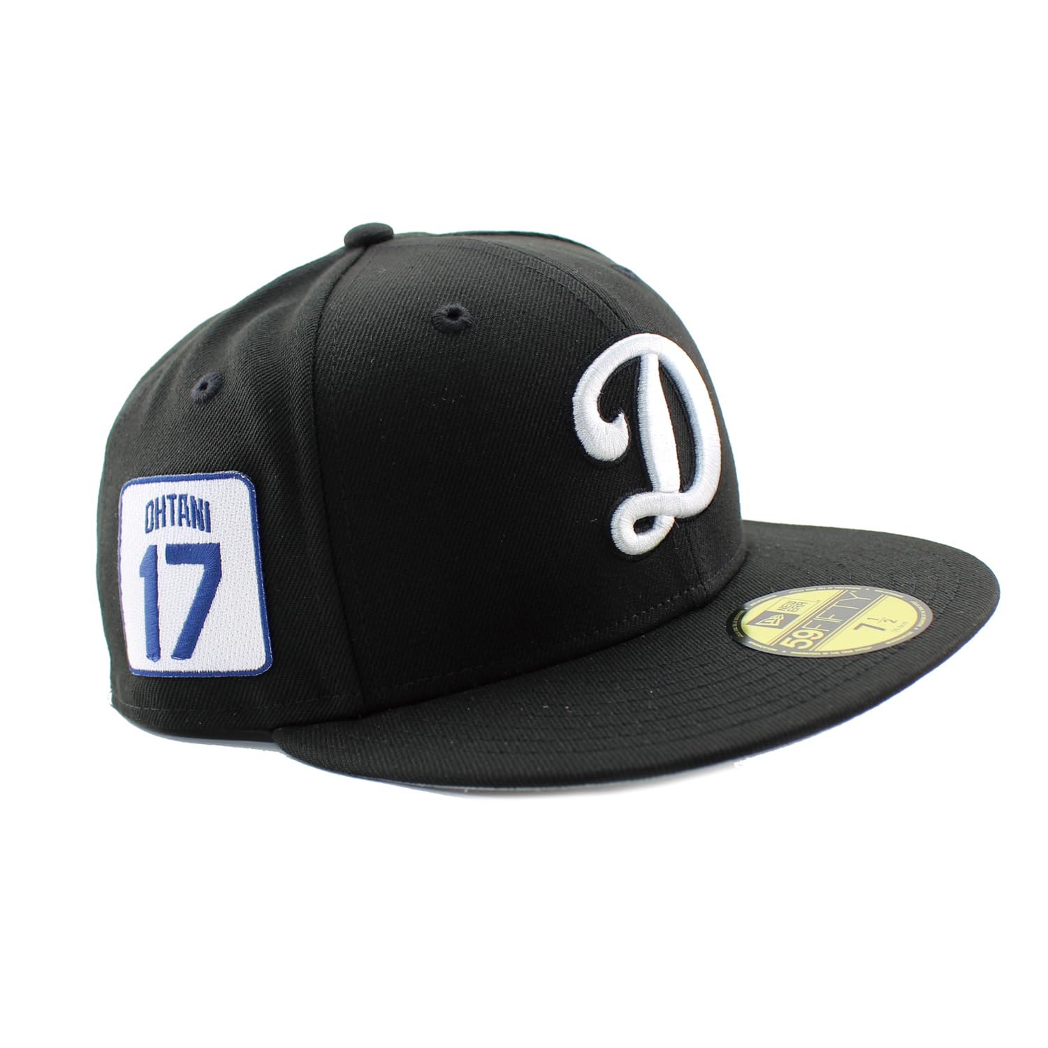 

Модель Shohei Ohtani New Era 59FIFTY Los Angeles Dodgers MLB D LOGO ИМЯ И НОМЕР SHOHEI OHTANI ФИТОВАННАЯ КЕПКА LOS ANGELES DODGERS шляпа 5950 LA черная 5950 SZ