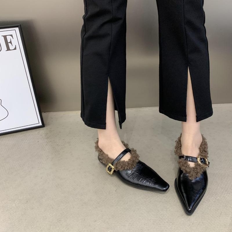 

Меховые остроносые женские сексуальные ботинки челси, элегантные ботильоны на плоской подошве, теплая зимняя обувь 2024 года, новый дизайнерский стиль, модная женская обувь 35 чёрный