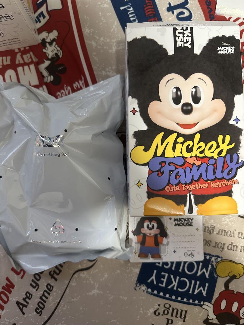 

[USED] Pop Mart Mickey Family Goofy