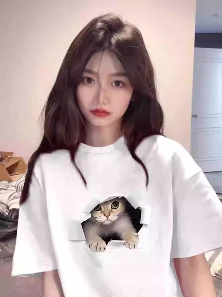 Women's Cute Kitten Print Loose Short Sleeve T-Shirt - White, Niche Design, Round Neck, Spring/Summer Trend