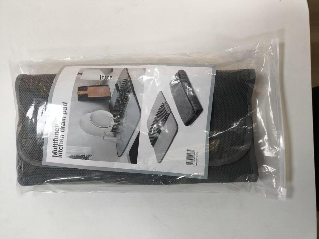 Dwufunkcyjna mata kuchenna i stojak do przechowywania: Ociekacz do naczyń, misek i sztućców z mikrofibry