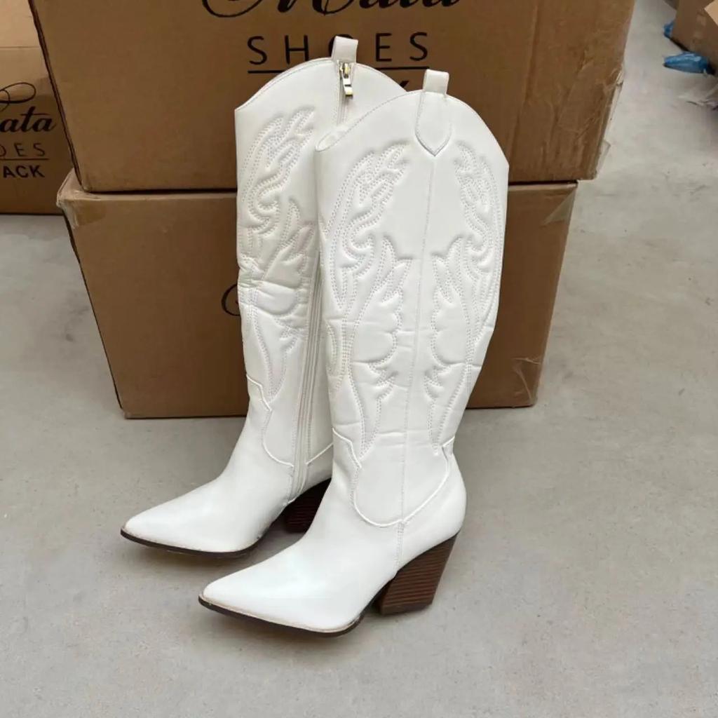 Fashionable Floral Embroidery High Heel Boots Women'S Knee High Boots Elegant Leisure Style Chinese Manufacturer