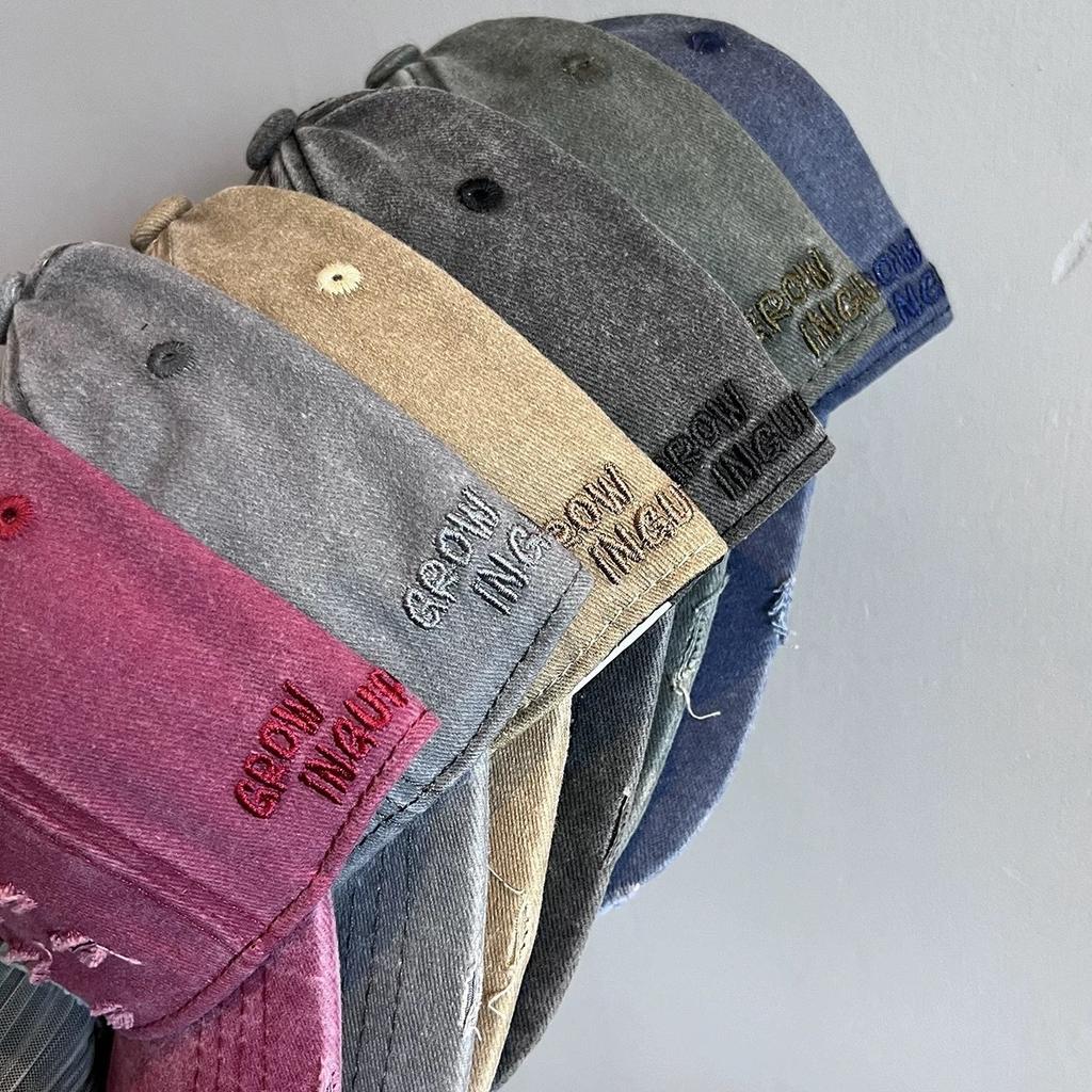 American Retro Ripped Baseball Cap for Women In Spring and Summer New Washing and Old Versatile Baseball Cap Showing Off Their Faces and Small Hats