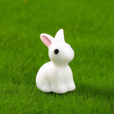Glow In The Dark Resin Rabbit Figurine Miniature Landscape Decoration Cartoon Animal Desktop Craft Ornament Night Light Display