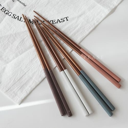 H-0650 Dishwasher-Safe Chopsticks, Set of 4, 23cm, Antibacterial, Made In Japan, Wooden Chopsticks, Stylish, Cute, Scandinavian Style, Perfect for Gue