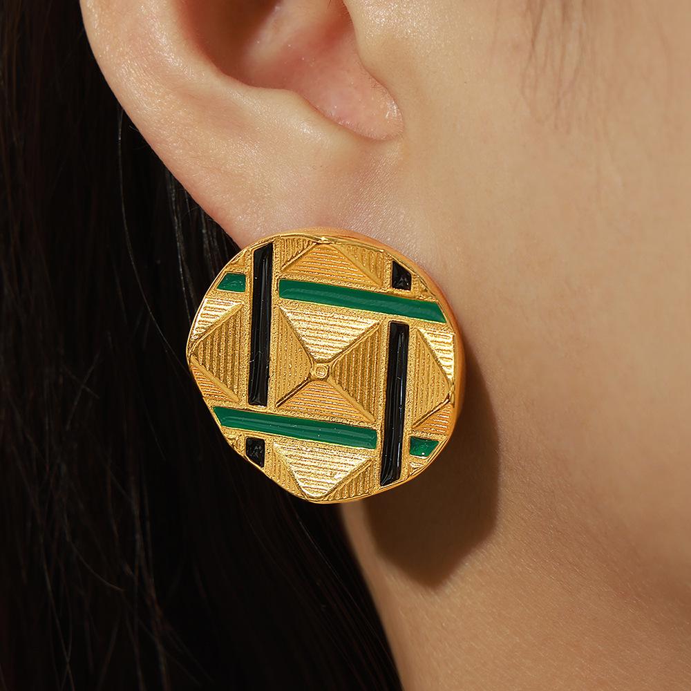Stylish Gold-Plated Enamel Pyramid Carved Round Stud Earrings