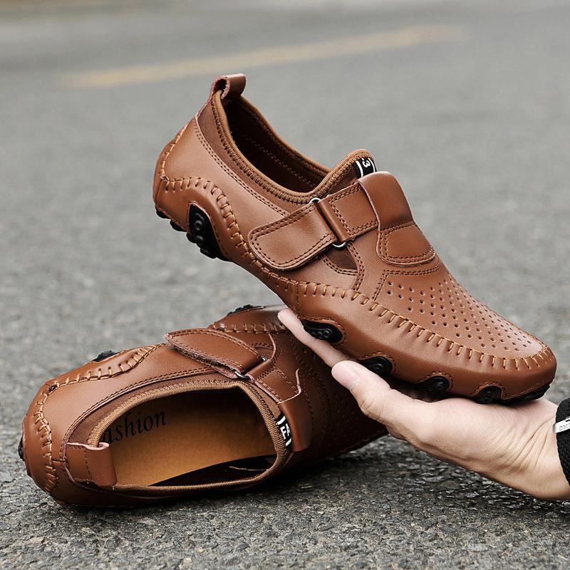 Fashion Summer New Breathable Punching Leather Shoes Men Designer Loafers Quality Non-slip Outdoor Sneakers Adult Men Driving Men Shoes
