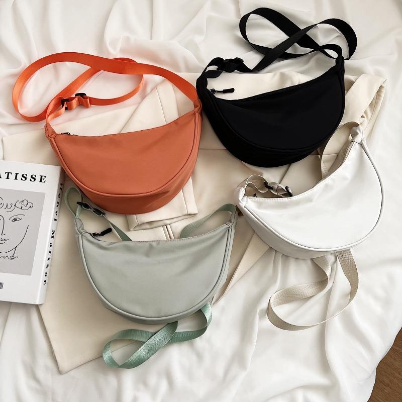 Nylon Messenger Bag Women's New Trendy Dumpling Bag Lightweight Small Satchel Underarm Bag Shoulder Canvas Bag Bgs