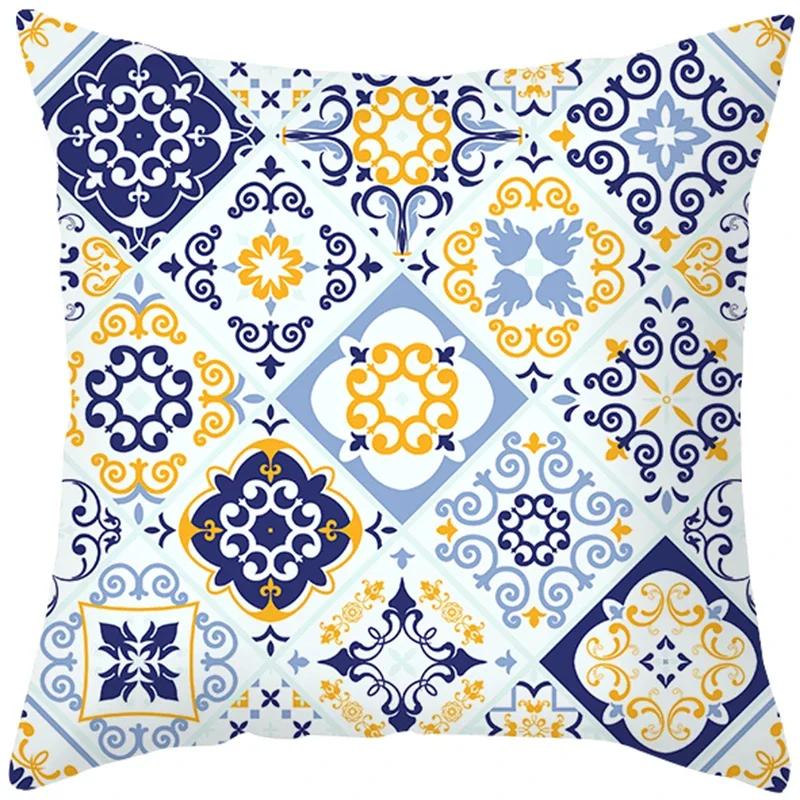 Home Decor Blue and White Floral Pattern Pillow Covers Pattern Cushion Cover Suitable for Sofa Bedroom Car Pillow Cover
