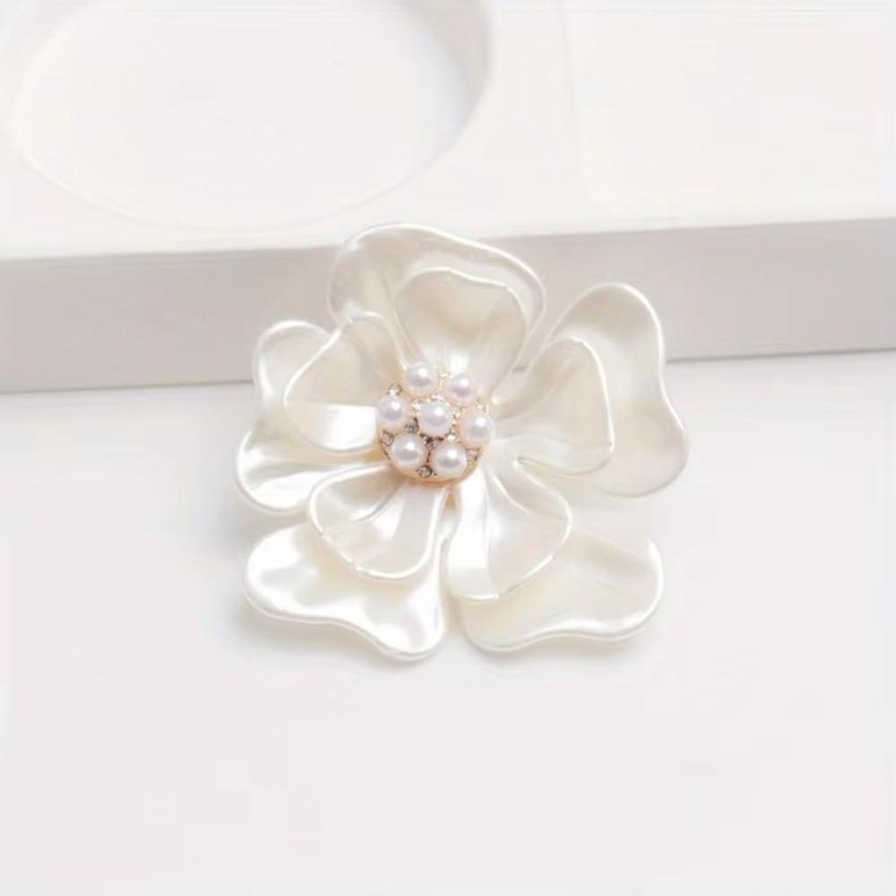 Pearl Plant Pins Elegant Design Dressing Decoration Jewelry Accessories Brooch Gift