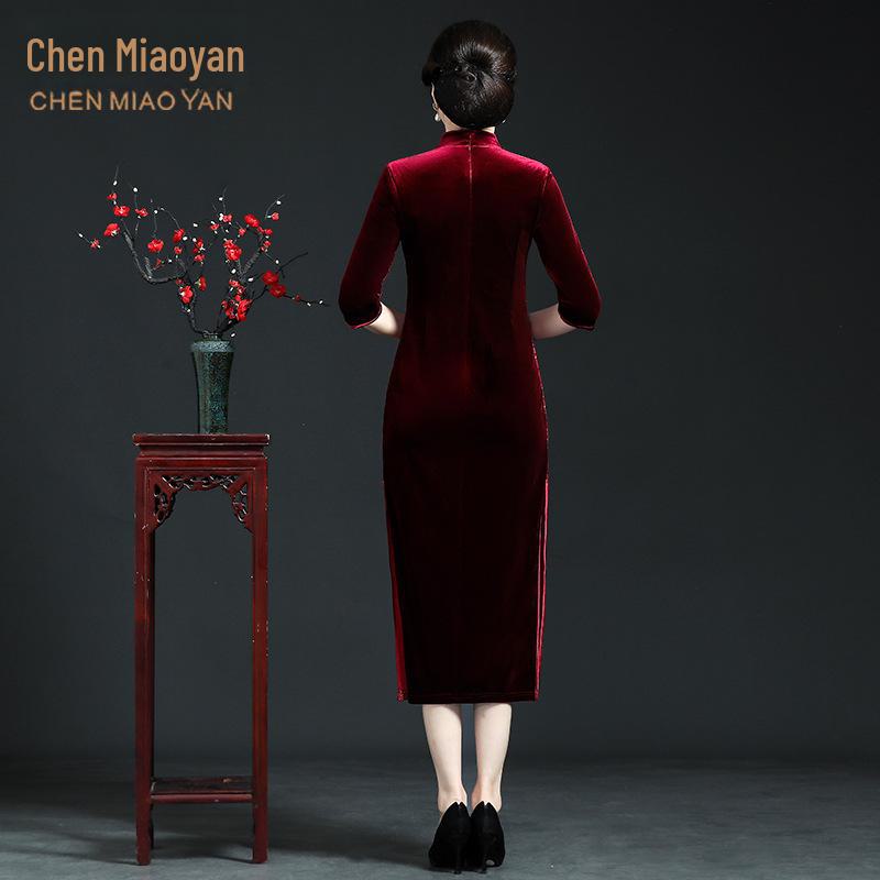 Fashionable Plus Size Clothing for Middle-Aged and Elderly Women: Stylish Cheongsam and Mother-of-the-Bride Dresses