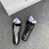 Popular Xiaoxiangfeng retro baotou flat-soled sandals women's 2025 summer outer wear skirt Korean version crystal jelly shoes