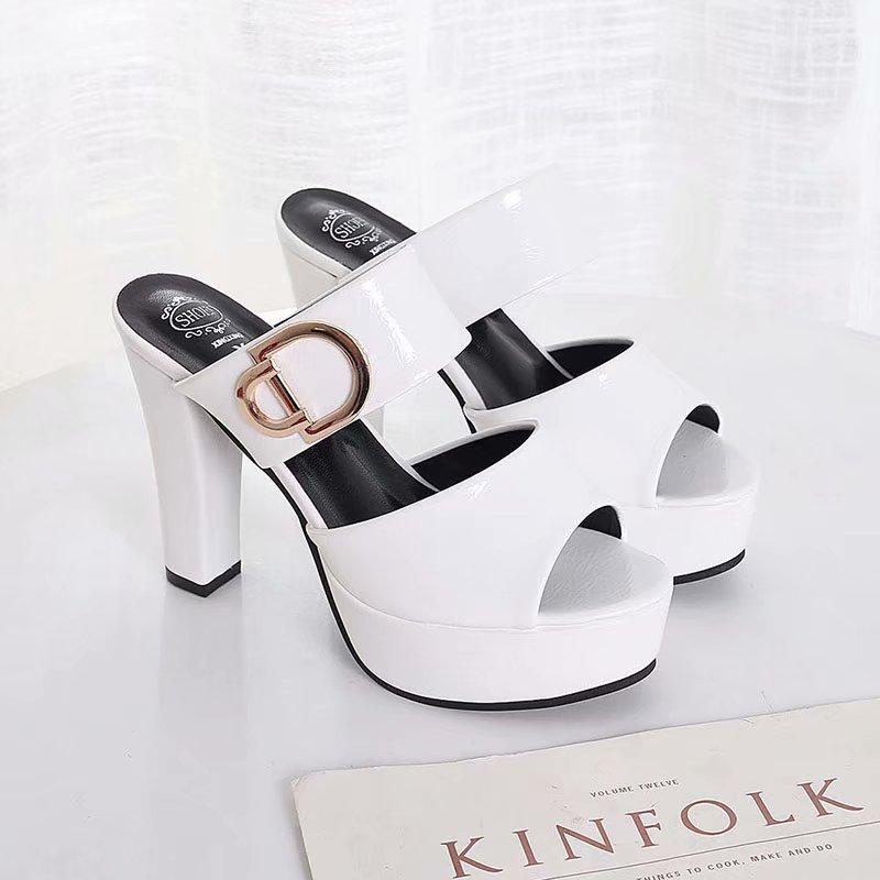 

Женские тапочки на кожаной подошве, женские сексуальные туфли на высоком толстом каблуке 12 см, черные, красные, белые, с открытым носком, сандалии на платформе из искусственной кожи, дышащие 34 белый