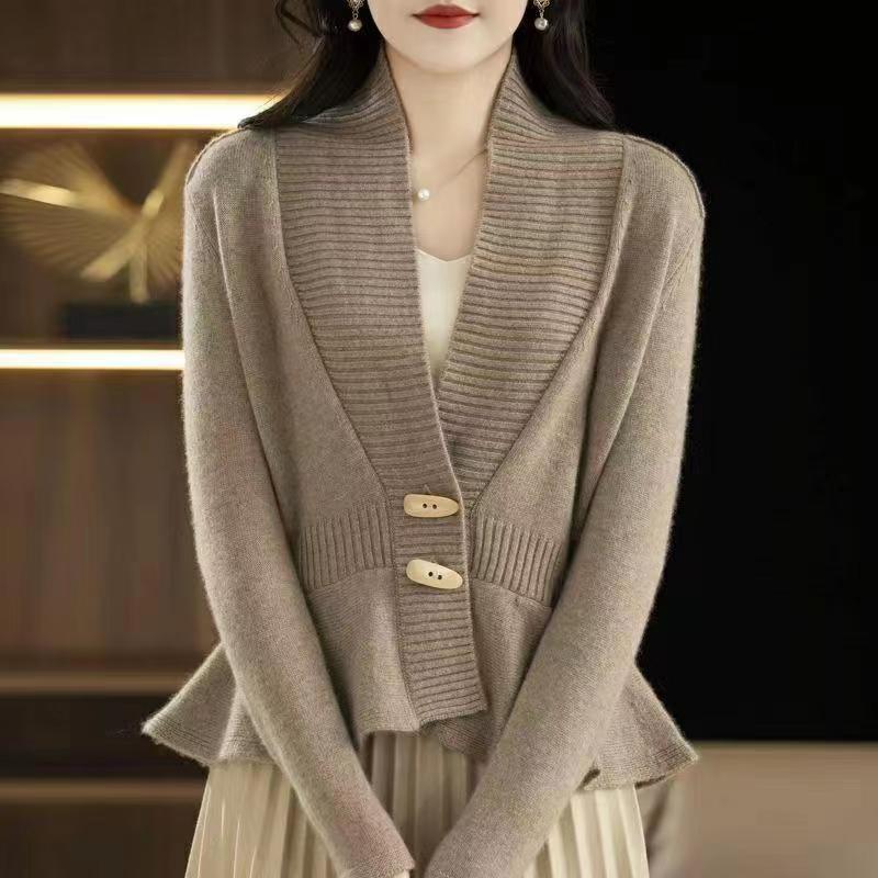 Autumn and Winter New Soft Waxy High-end Knitted Cardigan Women's Simple and Versatile Two-button Lotus Leaf Pendulum Horn Buckle Coat Women