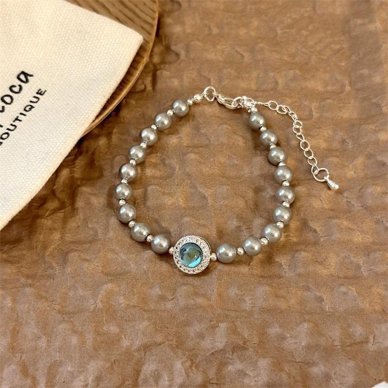 

Aquamarine Pearl Necklace - Elegant Collar Chain - Unique Design, High-end Neck Accessory Gray pearl blue sapphire