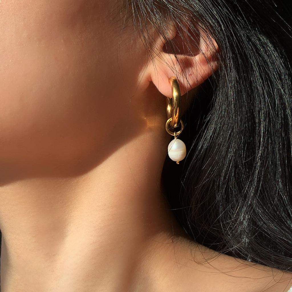 French Retro Earrings Temperament Earrings Bead Circle Ear Buckles Electroplated 18k Gold Plated Earrings