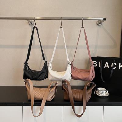 2025 Retro Large-Capacity Women's Crossbody Shoulder Bag - Versatile & Stylish Dumpling Design