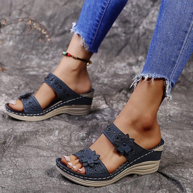 

New summer retro casual flower high-heeled one-character women s wedged slippers 43 синий