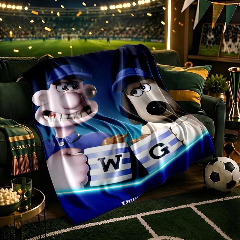 Wallace Fowl Revenge Throws Blanket Flannel Blankets Plush for Couch Bed Gifts for Men Women Travel picnic blanket Christmas fan gifts