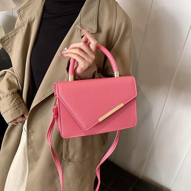 Solid color new autumn and winter retro simple fashion casual contrasting color single shoulder oblique span small square bag