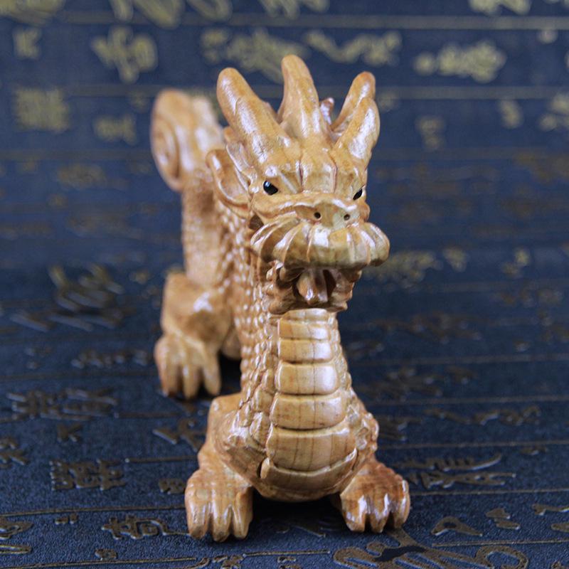 Dreidimensionales handgeschnitztes Pfirsichholz Blaues Drachen-Ornament