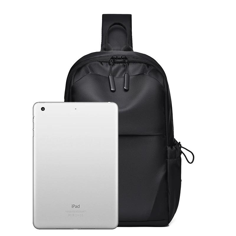 Men's Multifunctional Chest Bag Men's Fashionable Crossbody Bag Multifunctional Shoulder Bag Suitable for Daily Commuting Fitness Cycling