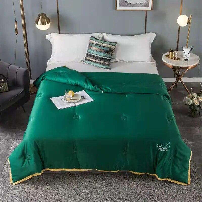 Summer Blanket Quilt Cool Feeling Hyaluronic Acid Skin Beautifying Quilt Washable Twin Queen King Bedding
