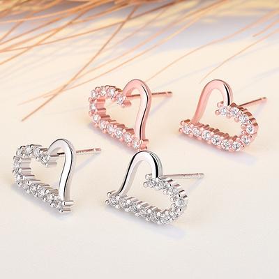 Give Your Girlfriend Accessories, Fresh Earrings, Pure Anti-allergic Creative and Fashionable Zircon Heart Earrings