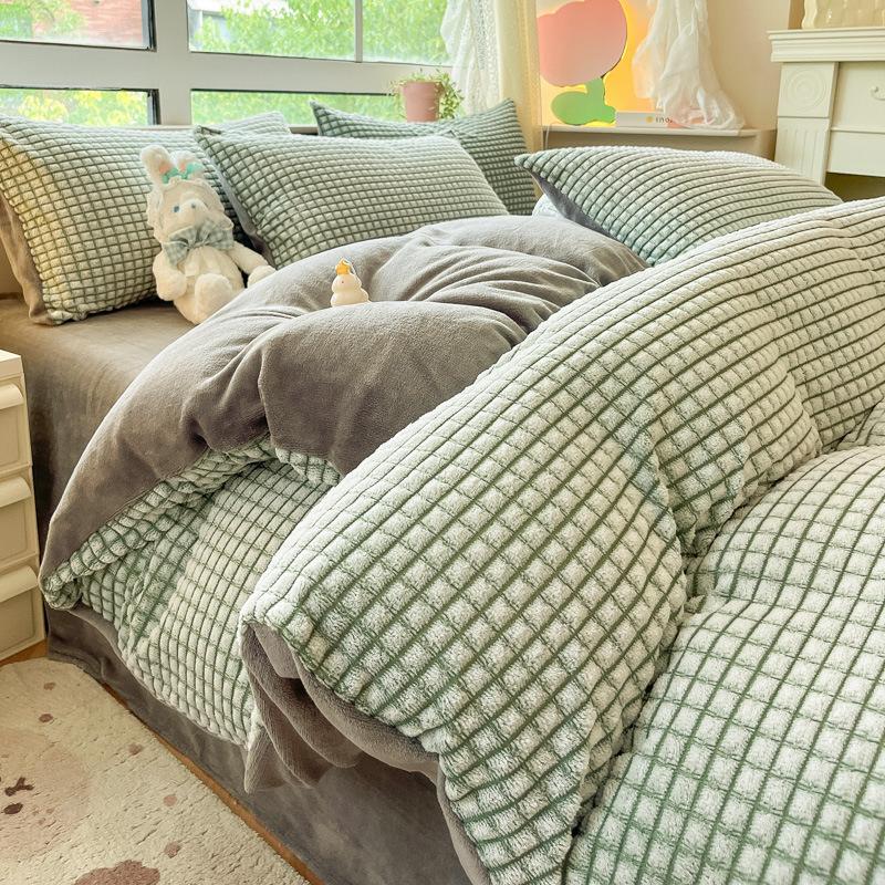 Thickened Milk Fleece Four-Piece Coral Fleece Quilt Cover Cut Flower Fleece Bed Sheet Mattress Bedding Three