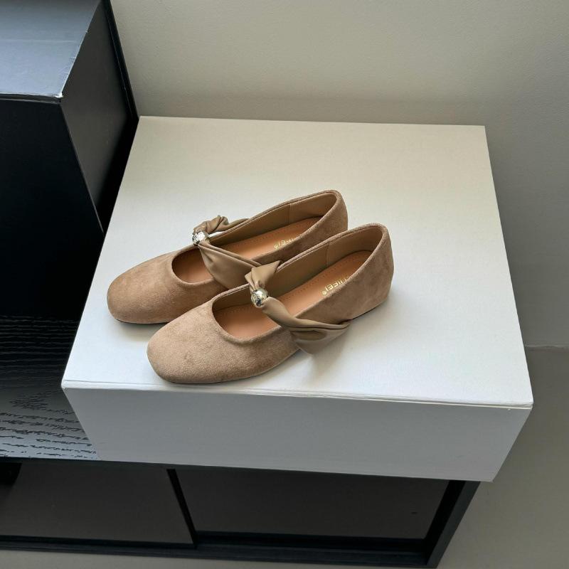 

Niche literary and artistic style with inner height increase Mary Jane shoes women s 2025 spring and autumn new retro temperament flat shoes 40 хакі